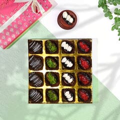 Assorted Fruits and Nuts Dates Box 12Pcs