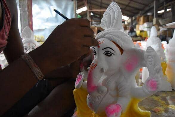 How Eco Friendly Ganesha is Made
