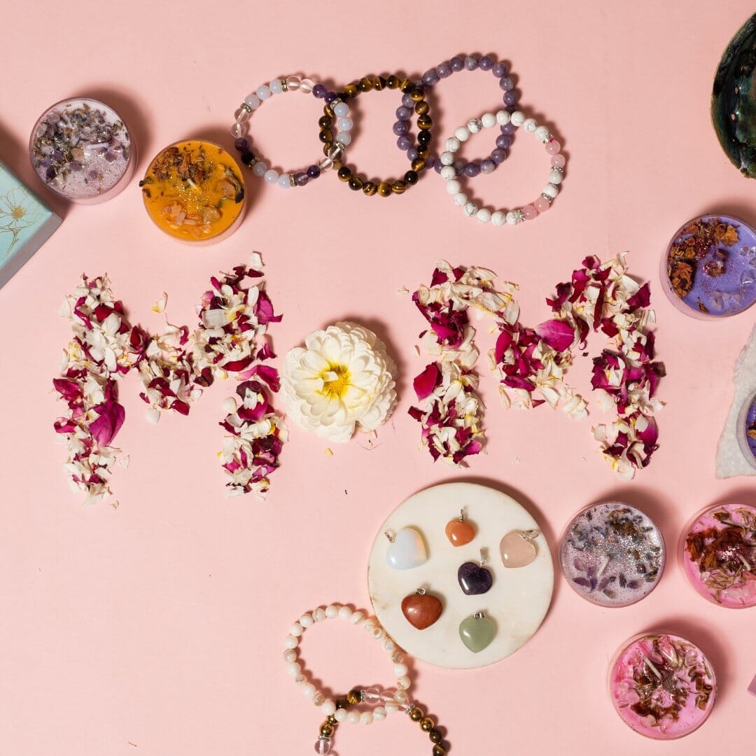 collection page image for Mother's day gift with MOM written with flowers.