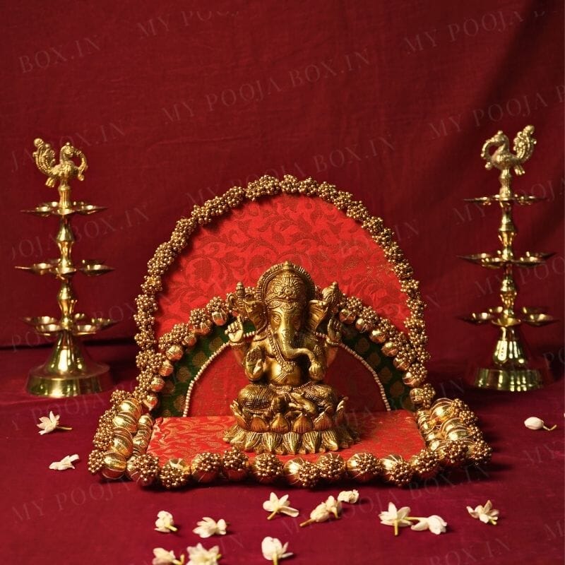 Handcrafted Red Elegant Singhasan