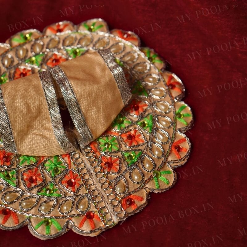 Designer laddu gopal poshak(Assorted) Size no. 2