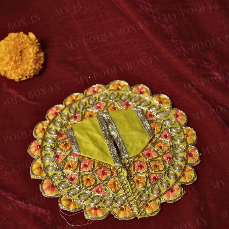 Designer laddu gopal poshak(Assorted) Size no. 2