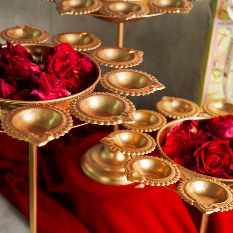 Aesthetic Floral Diya Urli With Stand Collection Gift Box