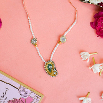 Adjustable Royal Green Beaded Mala