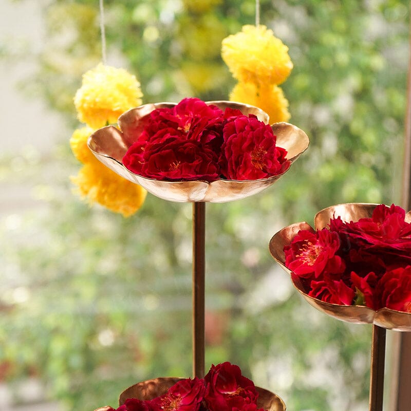 Mini Scallop Floral Diya Urli with Stand