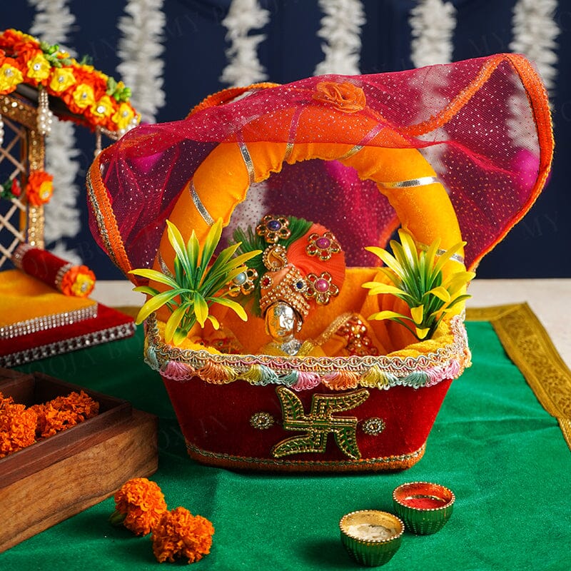 Laddu Gopal Ji Travel Basket