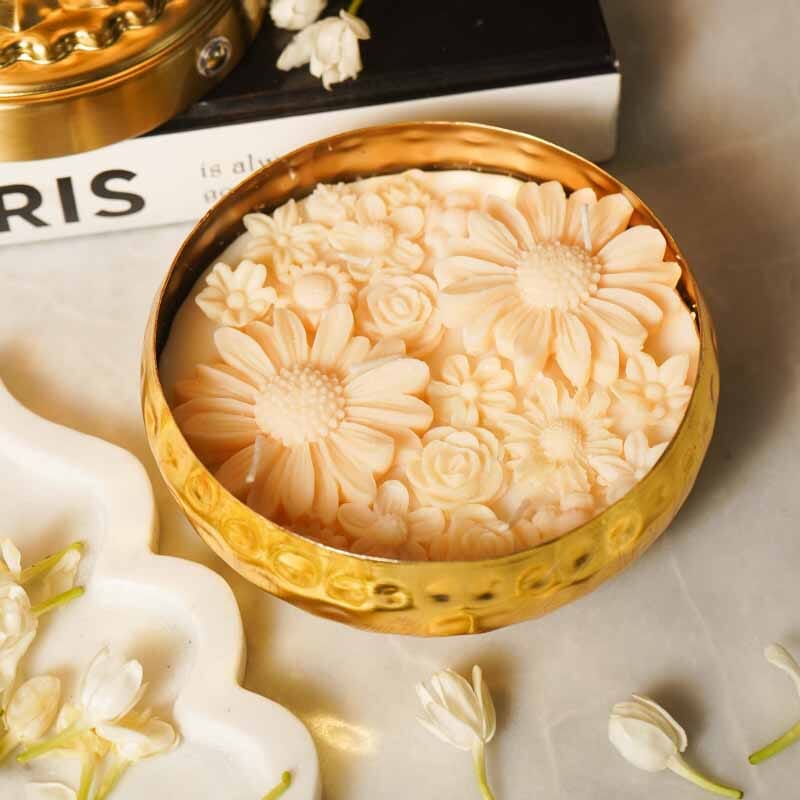 Jasmine Floral Wax Candle Urli (Gold)