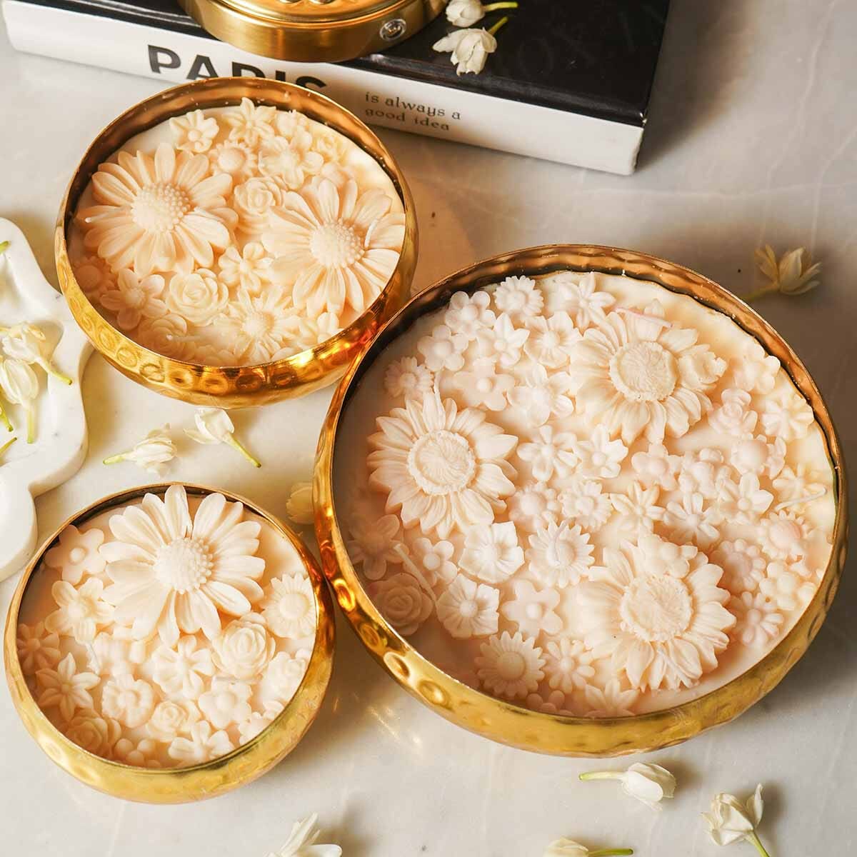 Jasmine Floral Wax Candle Urli (Gold)