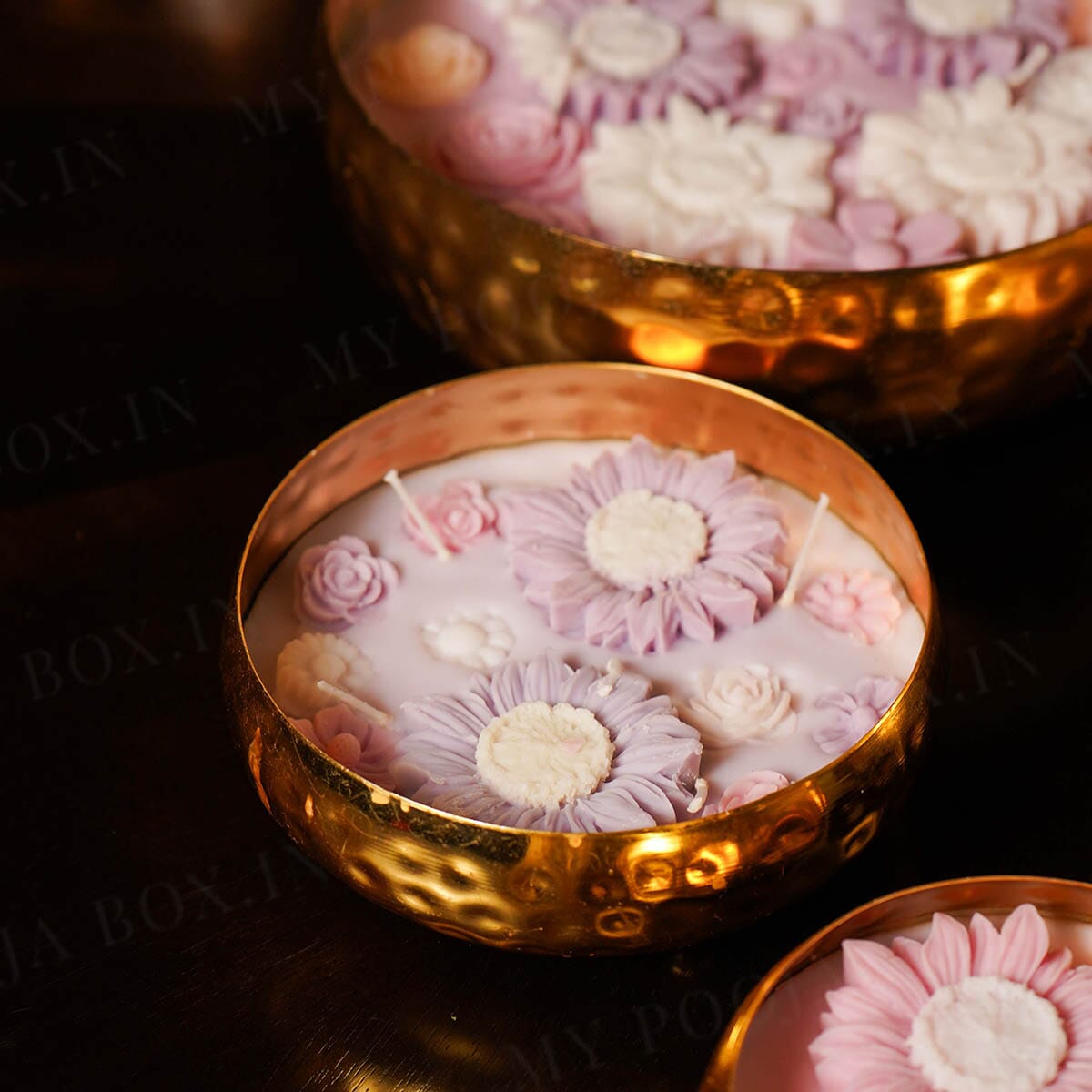 Lavender Floral Wax Candle Urli (Gold)