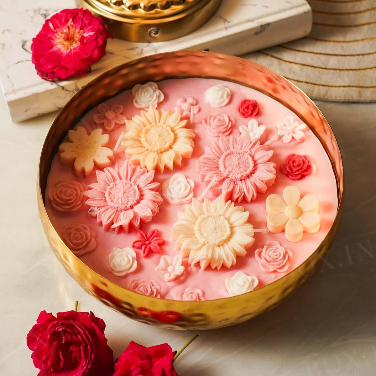 Rose Floral Wax Candle Urli (Gold)