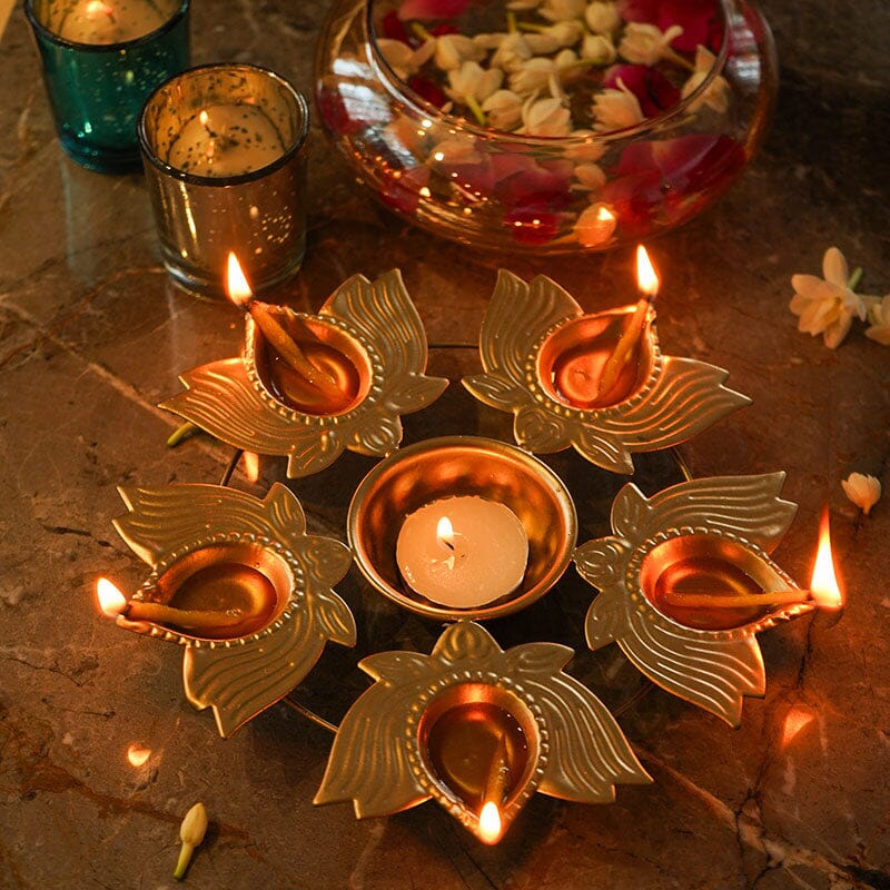 Mini Lotus Diya Urli/T-light Holder