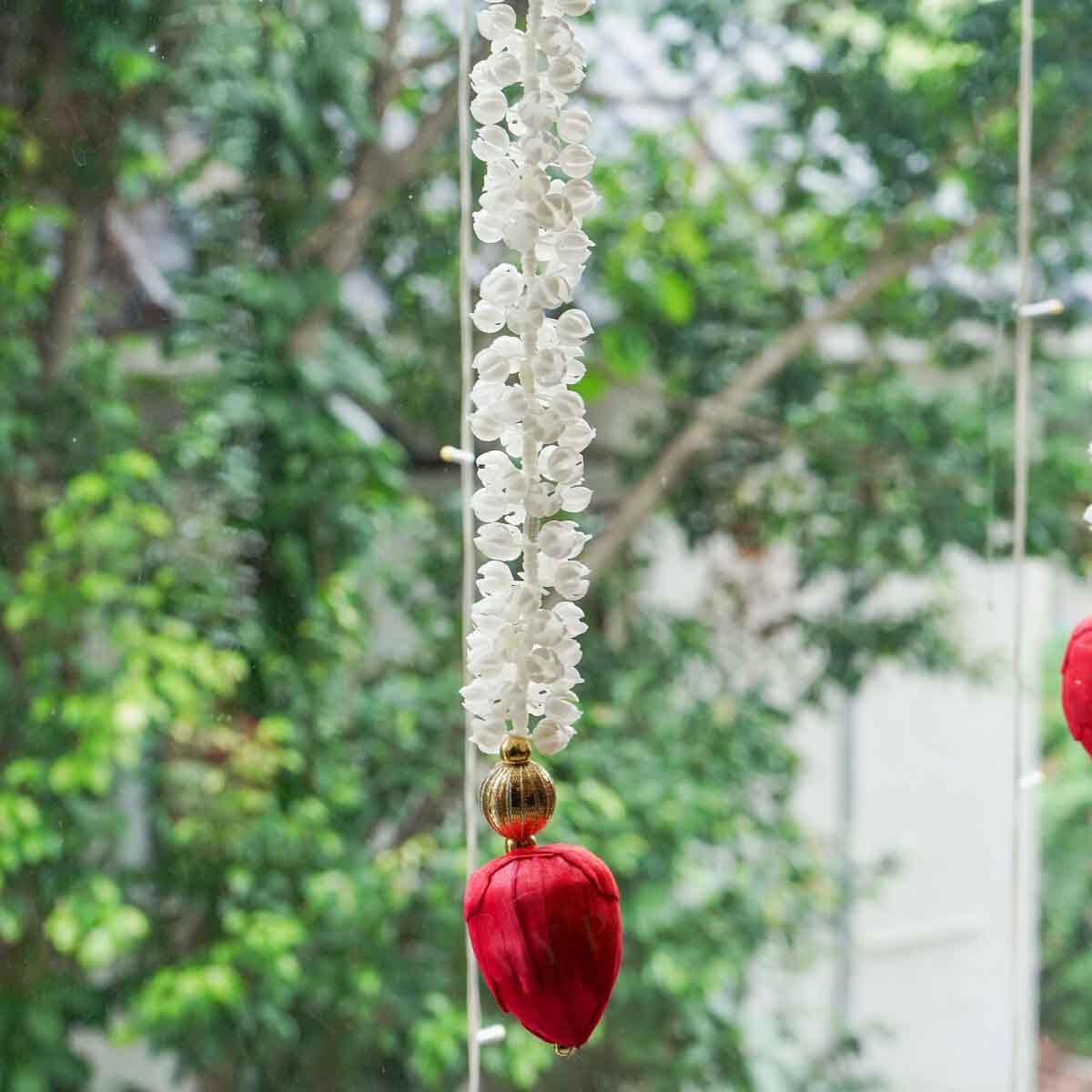 6FT Artificial Jasmine Flower And Red Lotus Buds Decorative Backdrop Set Of 5