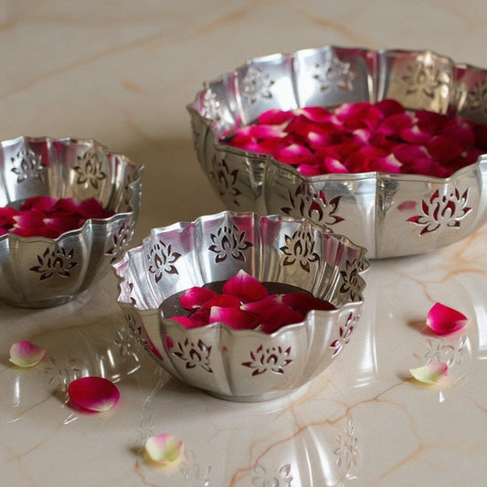 Zahra Silver Finish Lotus Urli