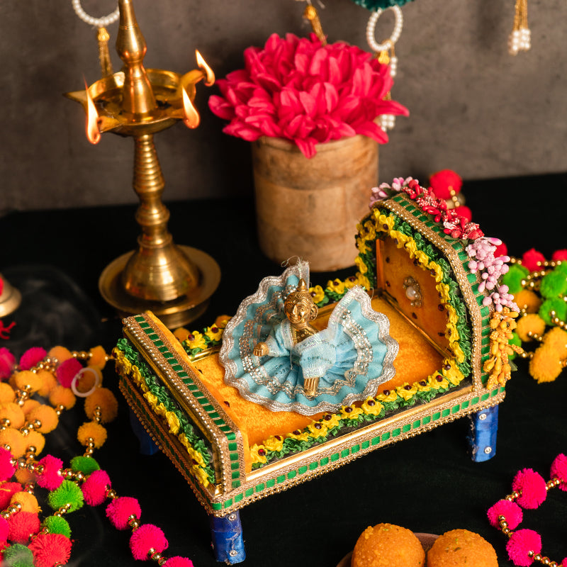 Laddu Gopal Bed