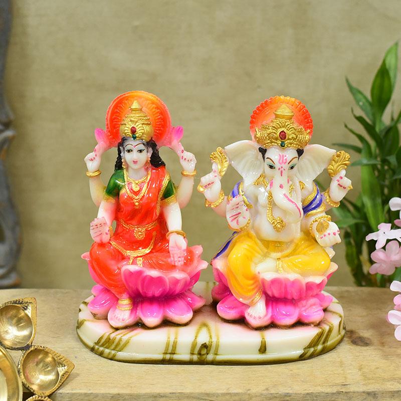 Gorgeous Laxmi Ganesh Idol Set