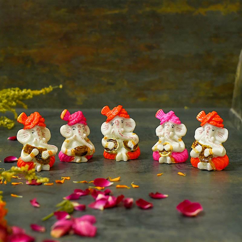 Musical Ganesha Showpiece Set of 5