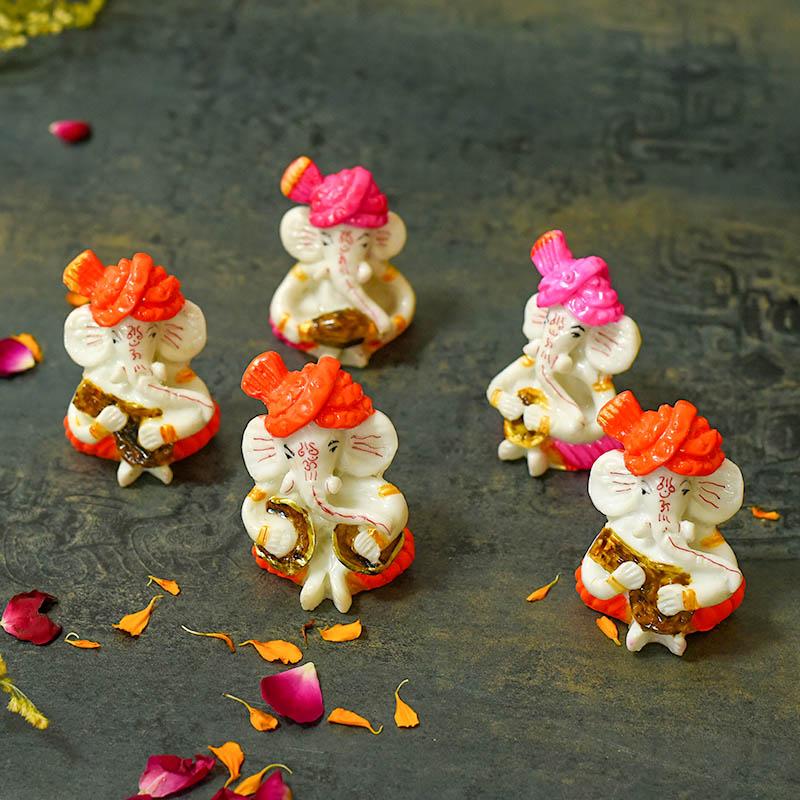 Musical Ganesha Showpiece Set of 5