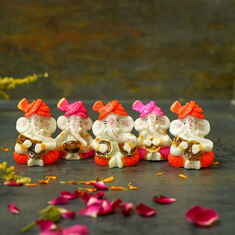 Musical Ganesha Showpiece Set of 5