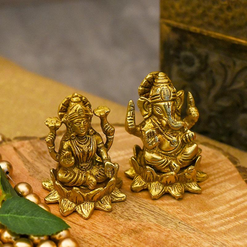 Impressive Lord Ganesha & Laxmi on Lotus Brass Figurine