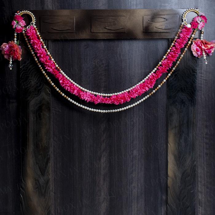 Embellishing Door Decor Bandhanwar