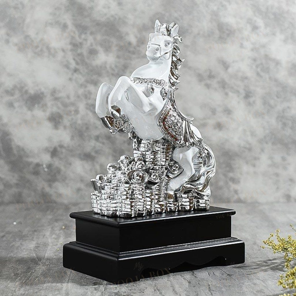 Antique White Polyresin Horse Figurine Home Decor