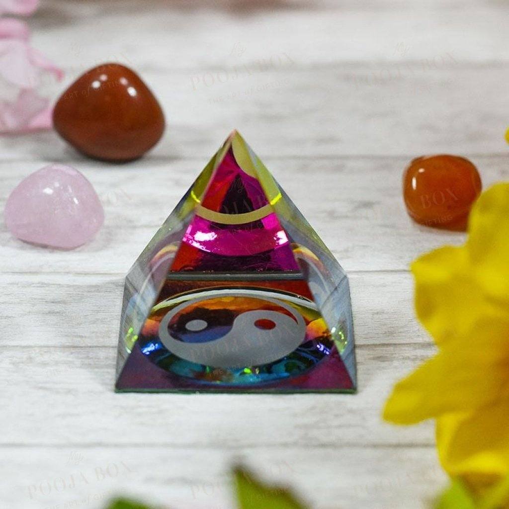 Feng Shui Crystal Pyramid With Ying Yang Symbol