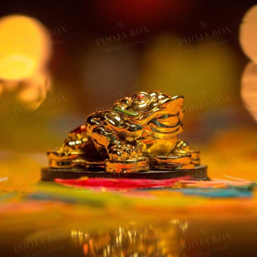 Feng Shui Three Legged Golden Frog for Money and Good Luck