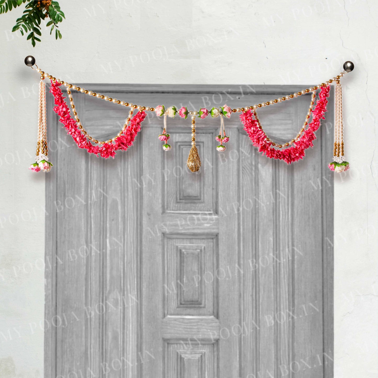 Decorative Flower and Pearls Toran