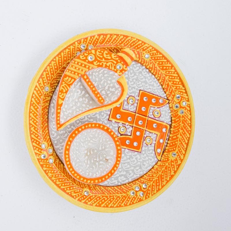 white_&_orange